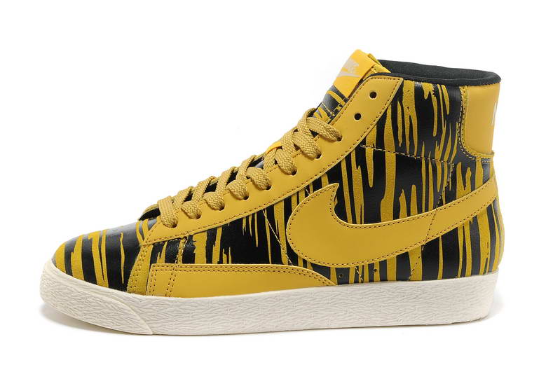 Nike Blazer Mid Suede chaussures femmes noir jaune (1)